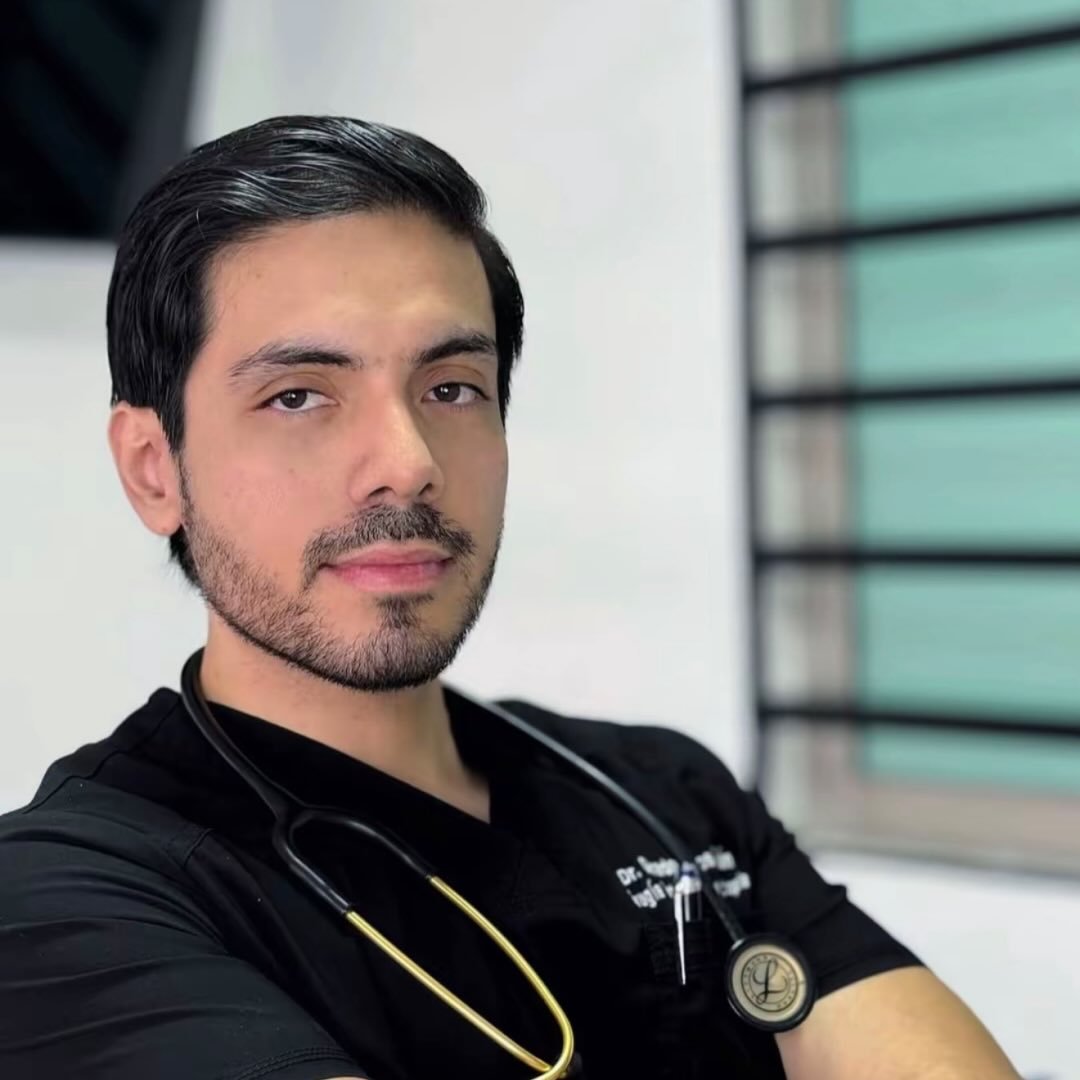 Dr. Gerardo Dávalos